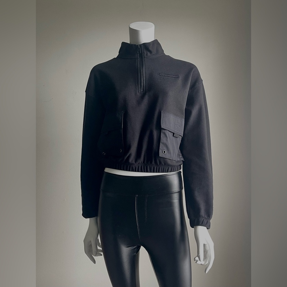 Champion Cropped Quarter Zip Utility Pullover Black XS Athleisure Streetwear
